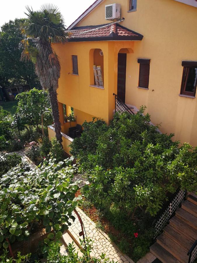 Apartment Dalmatini Tar-Vabriga 外观 照片